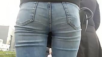 Roupas De Jeans: Bunda Pública.